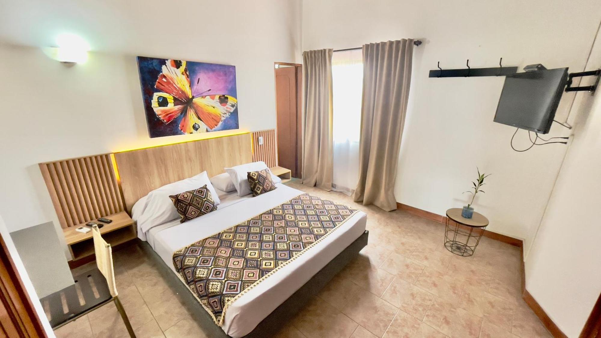 Loto Del Viento Hotel Cartago Bagian luar foto