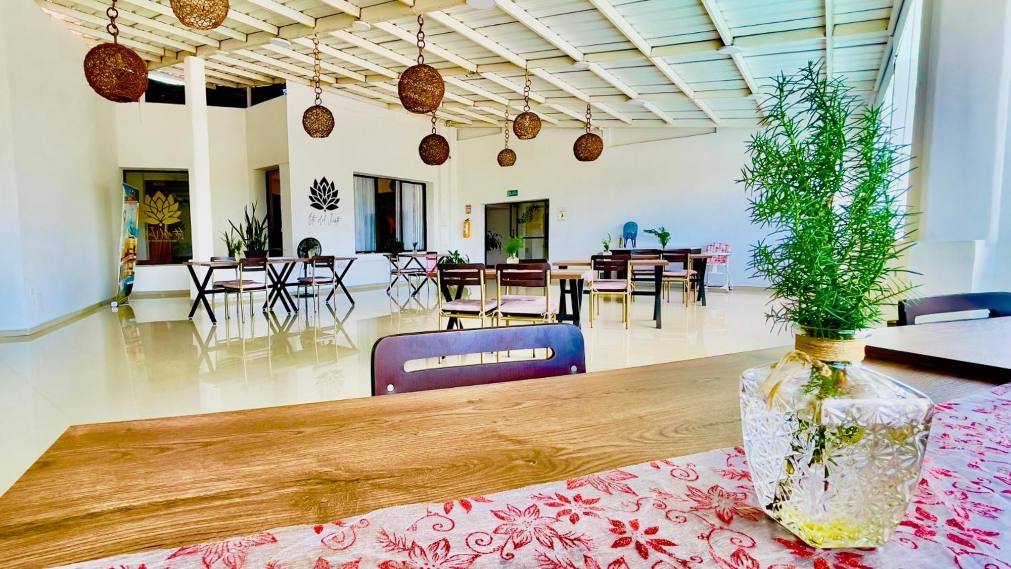 Loto Del Viento Hotel Cartago Bagian luar foto