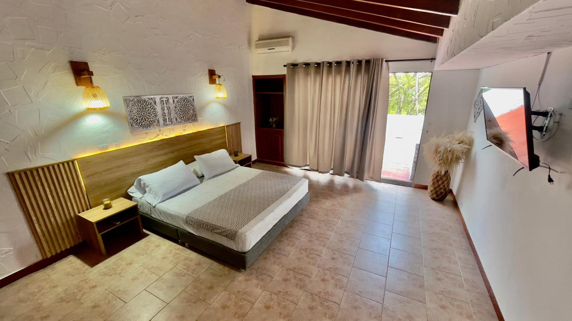 Loto Del Viento Hotel Cartago Bagian luar foto