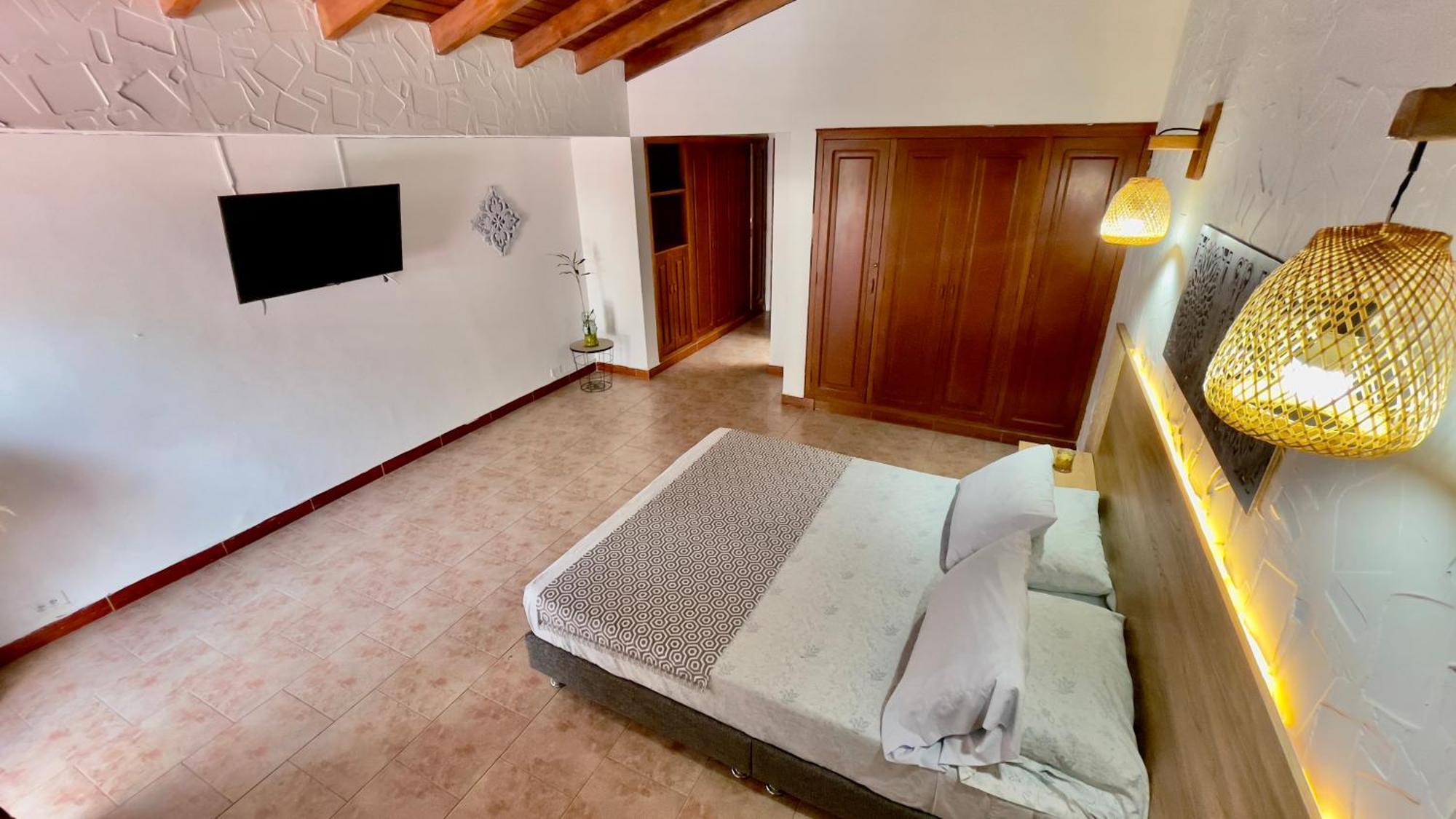 Loto Del Viento Hotel Cartago Bagian luar foto