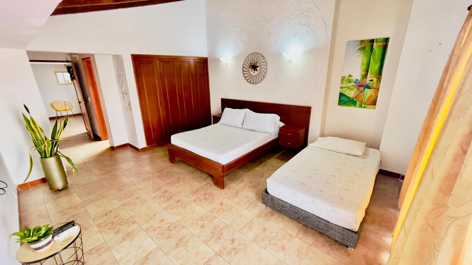 Loto Del Viento Hotel Cartago Bagian luar foto