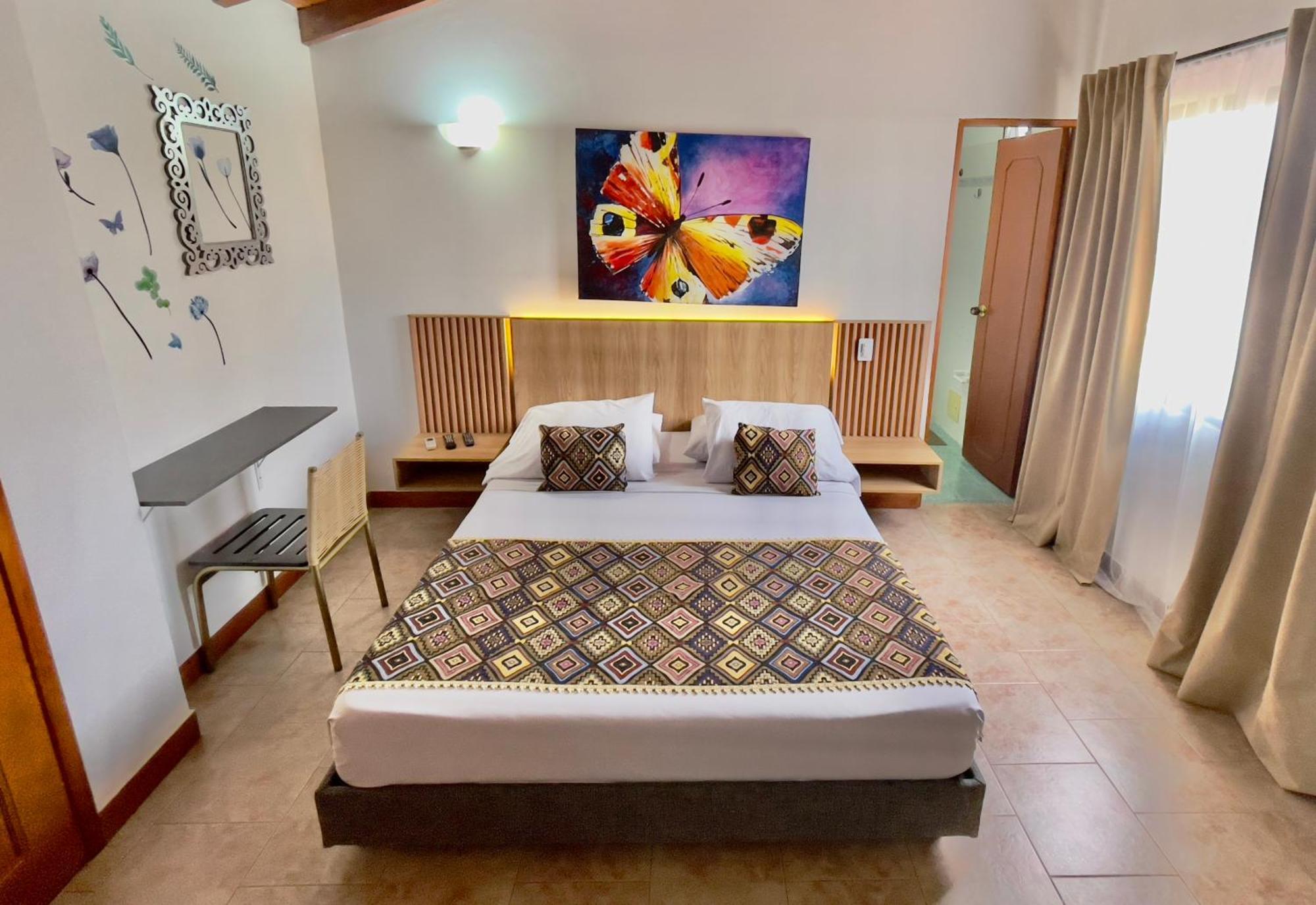 Loto Del Viento Hotel Cartago Bagian luar foto